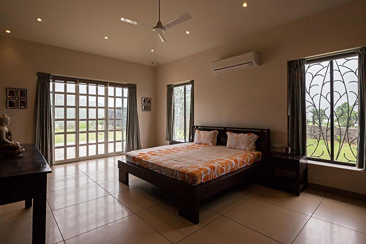 Stayvista'S Shivom Villa 12 - A Serene Escape With Views Of The Valley And Lake Lonavala Exterior foto